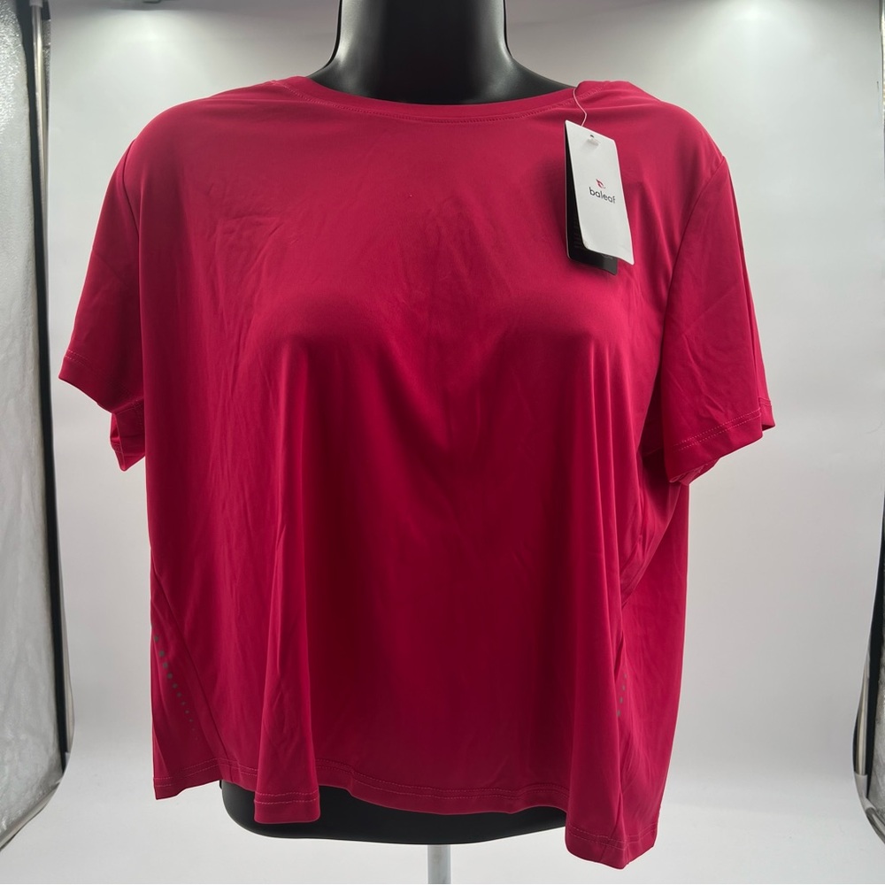 Baleaf pink cropped boxy active shirt bright rose red Size M. Criss cross NWT